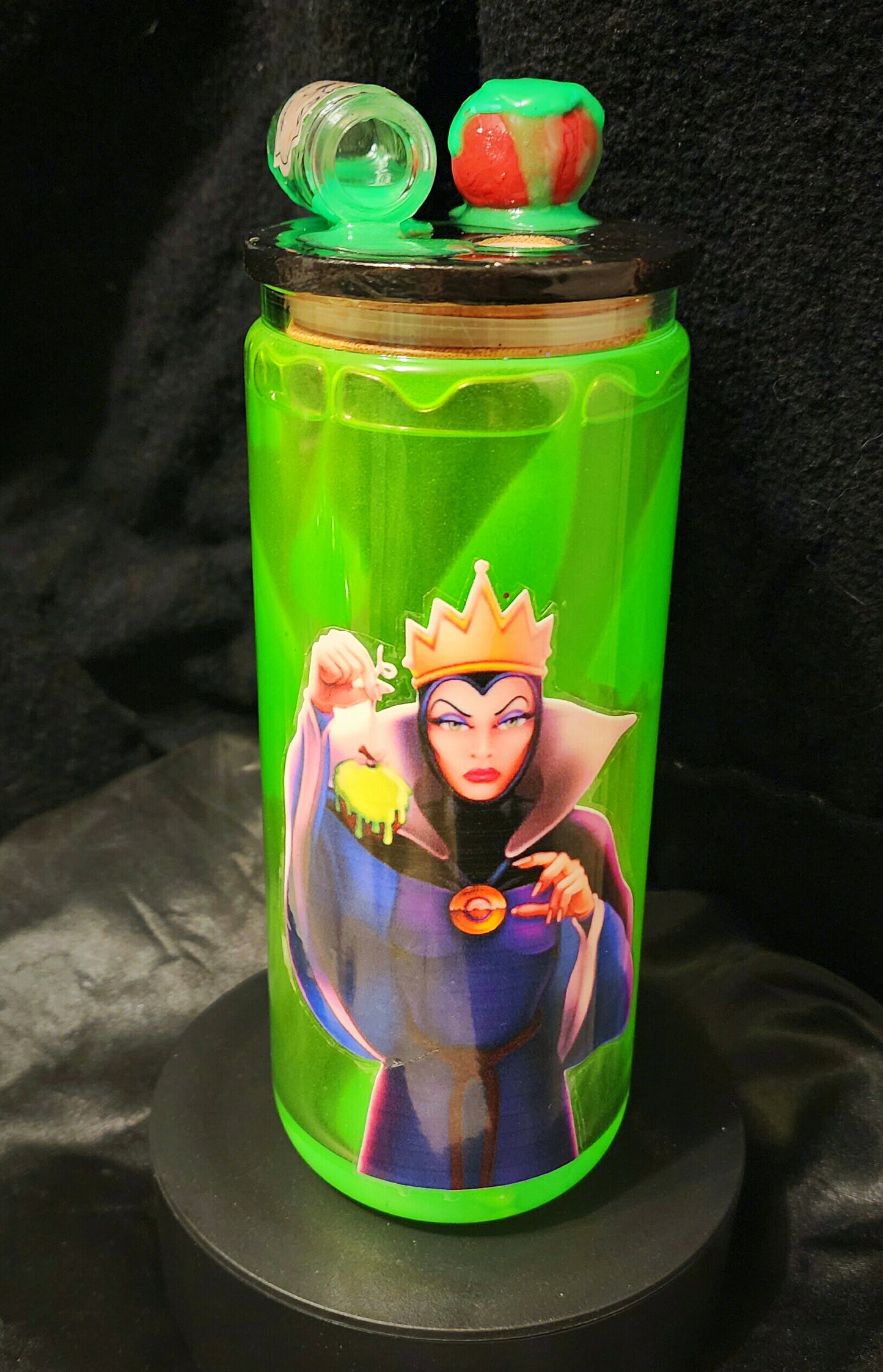 Evil Queen Glow in the Dark Drip Cup